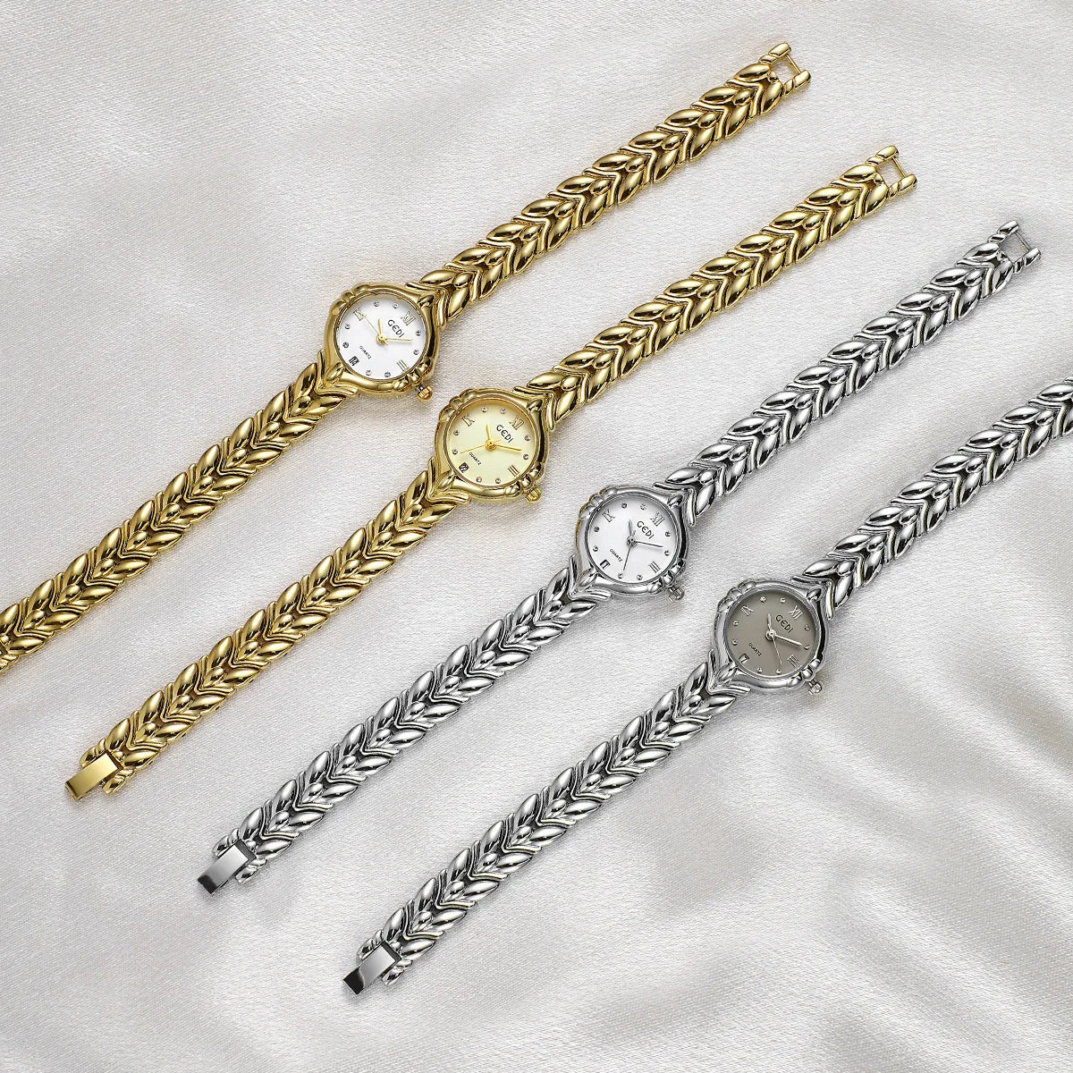 TrenLux Wear Women's Elegant Oval Stylish Alloy Bracelet Adjustable Clasp Quartz Watch