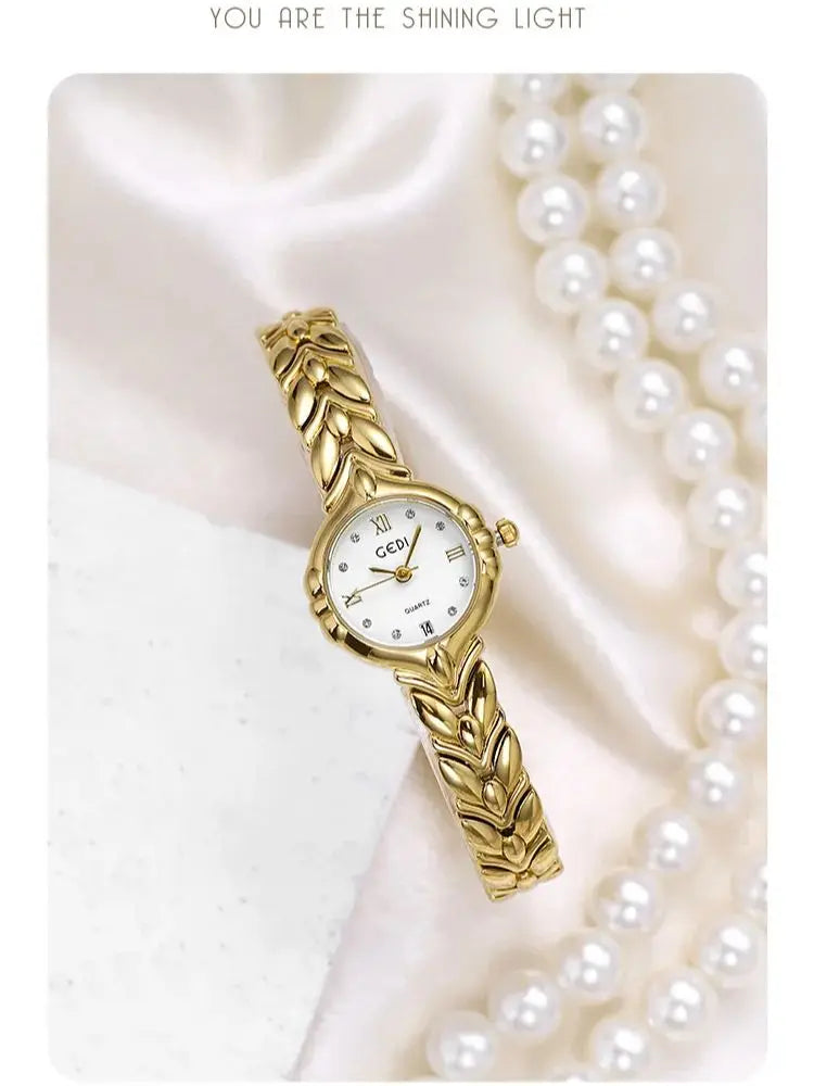 TrenLux Wear Women's Elegant Oval Stylish Alloy Bracelet Adjustable Clasp Quartz Watch
