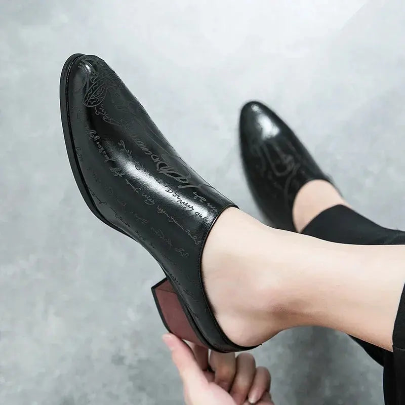 Men's Shoes High Quality Leather Casual Slippers Men Baotou Slippers Classic Slip-On Loafers Casual Leather Shoes Zapatos Hombre TrenLux Wear