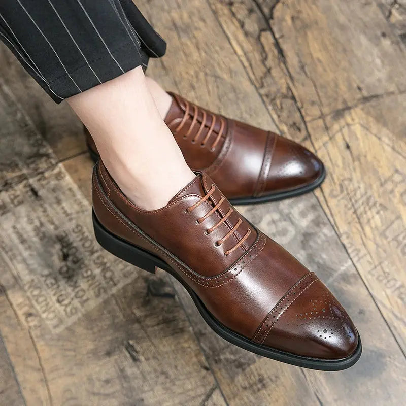 2025 British Style Business Fashionable and Casual Pointed Toe Men's Leather Shoes TrenLux Wear