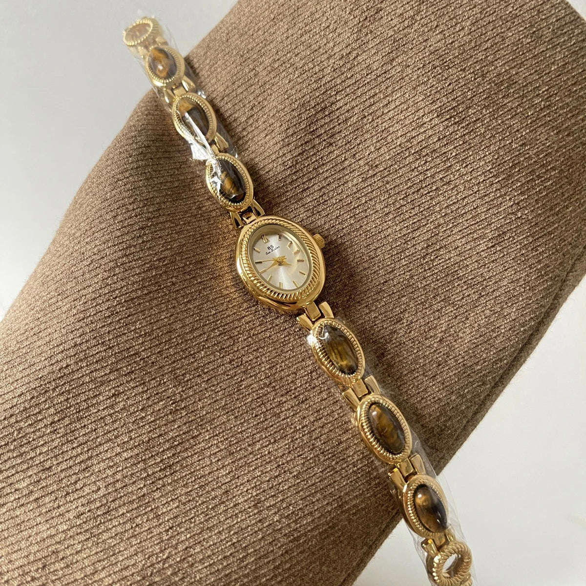 TrenLux Wear Women's Luxury Jade Green Jewelry Bracelet Quartz Dress Wristwatch