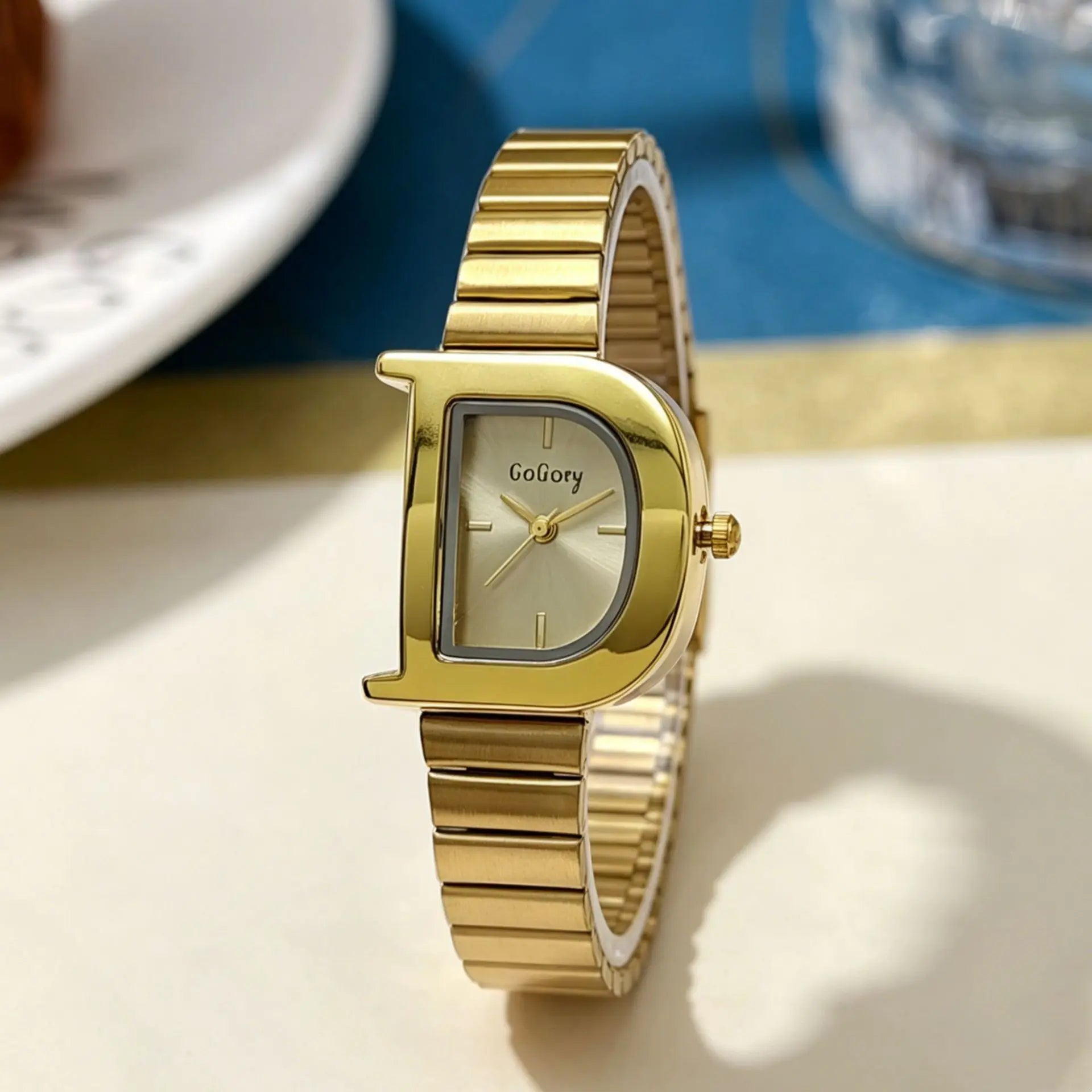 TrenLux Wear Women's Vintage D-Shaped Bamboo Knot Personalized Quartz Wristwatch