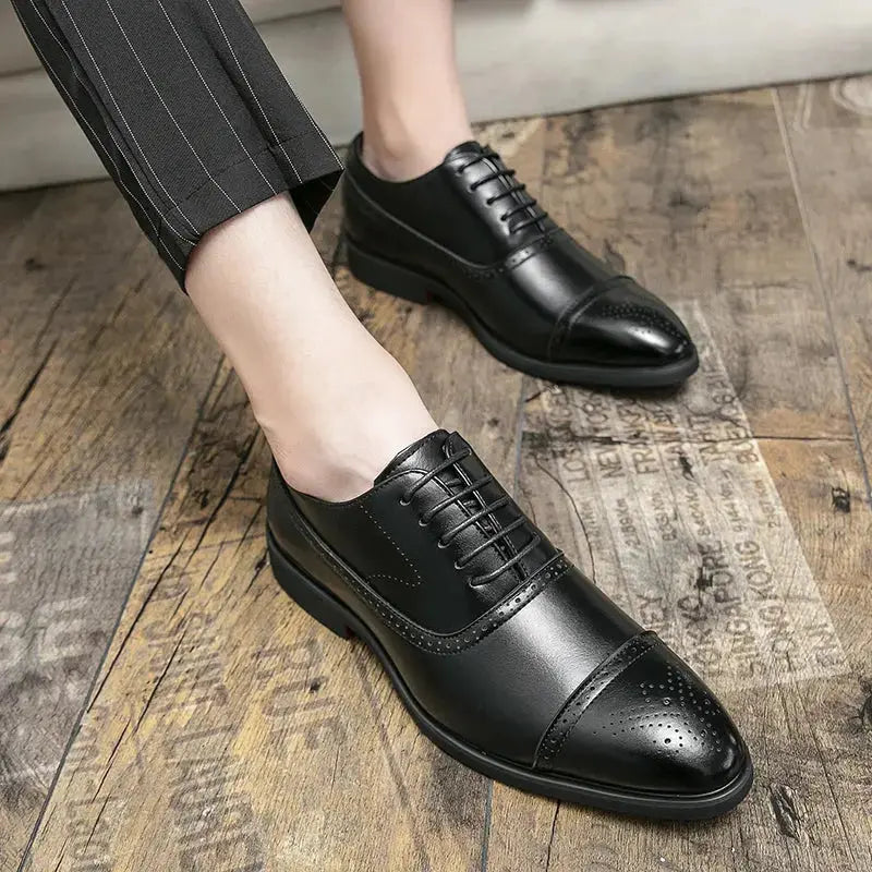 2025 British Style Business Fashionable and Casual Pointed Toe Men's Leather Shoes TrenLux Wear