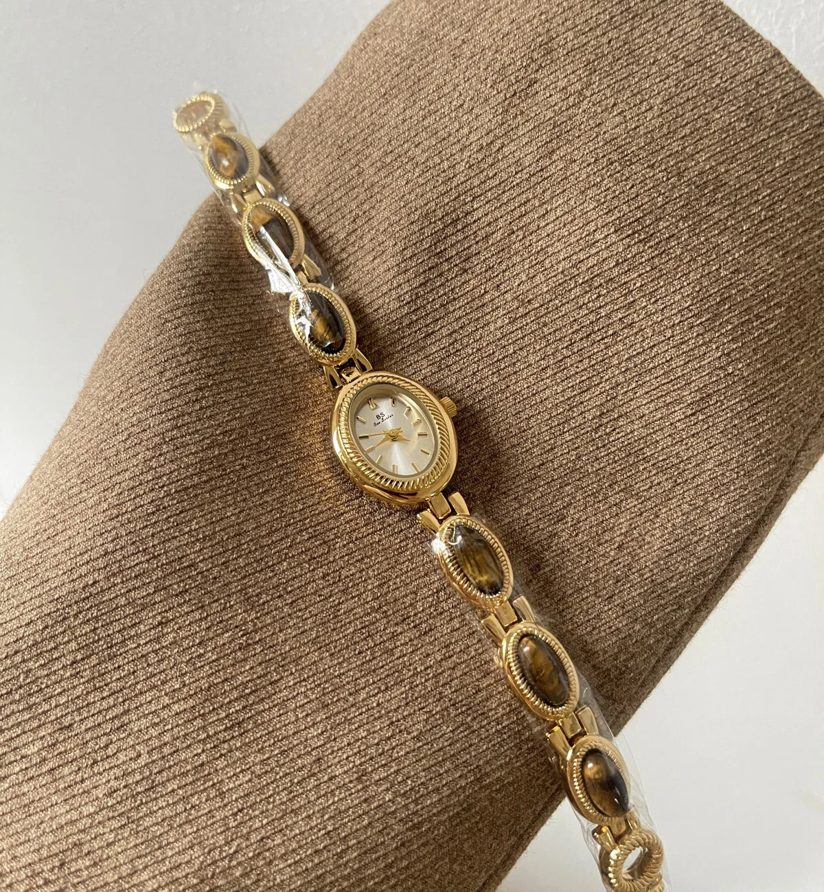 TrenLux Wear Women's Luxury Jade Green Jewelry Bracelet Quartz Dress Wristwatch